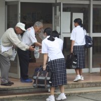 ７月８日（月）　社会を明るくする運動「あいさつ運動」