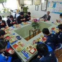 12月23日（月）　校長先生との会食