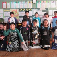 11/30  どうです？ミシンでつくりました！～５・６年生家庭科の学習～