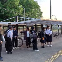 修学旅行①　大和駅で出発式